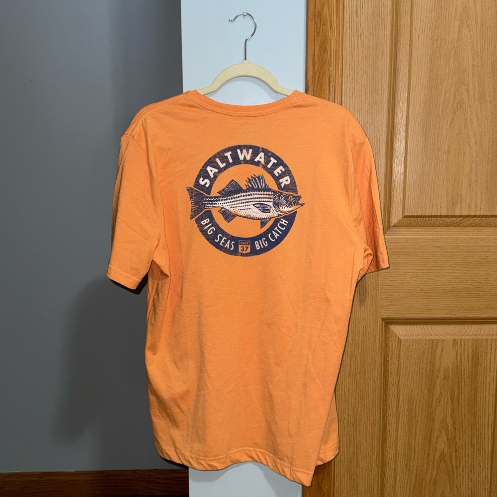 NWT Izod Saltwater Men’s Orange "Big Seas Big Catch" Short Sleeve Shirt Medium
